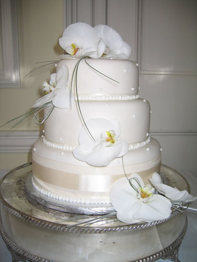 Wedding Cake with Flower Decoration