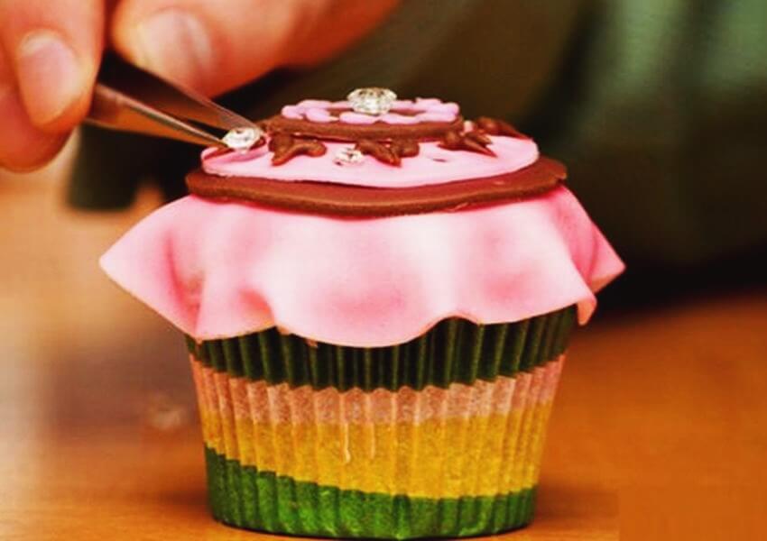 World's Most Expensive Cupcake World's Most Expensive Cupcake