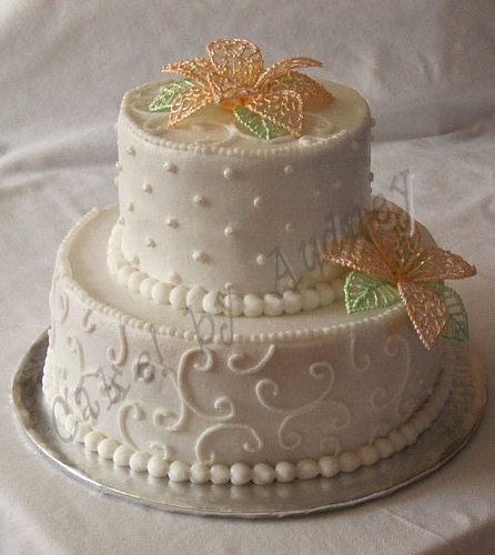 2 Tier Wedding Cakes with Buttercream Icing