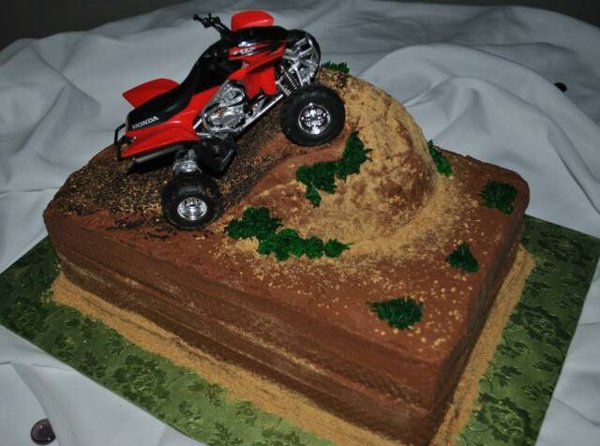 4 Wheeler Birthday Cake