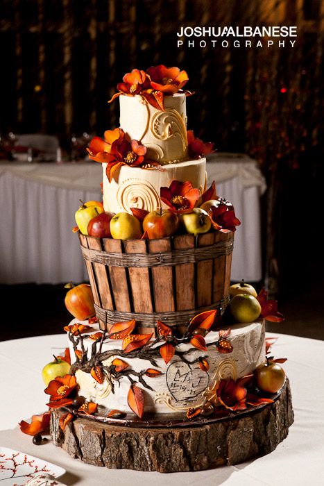 Apple Themed Wedding Cake