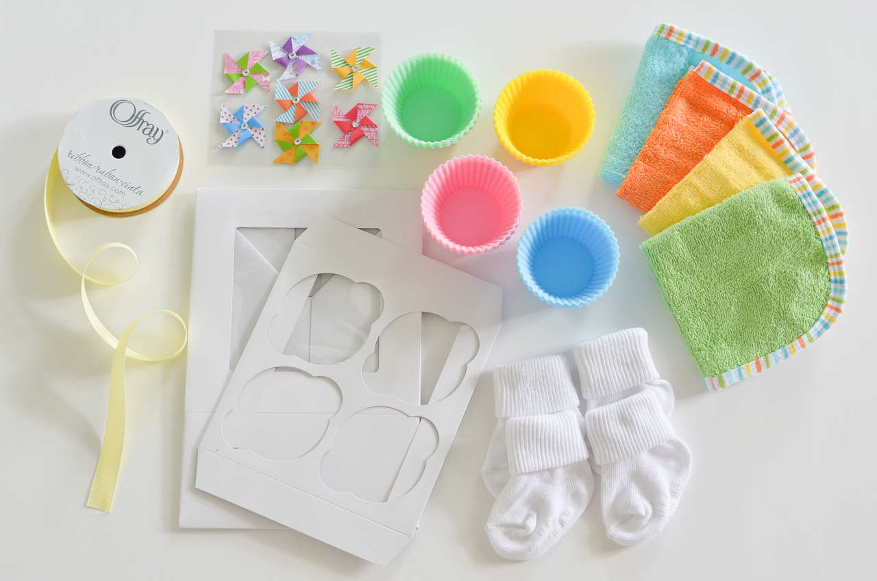 Baby Cupcakes Out of Washcloths Baby Cupcakes Out of Washcloths