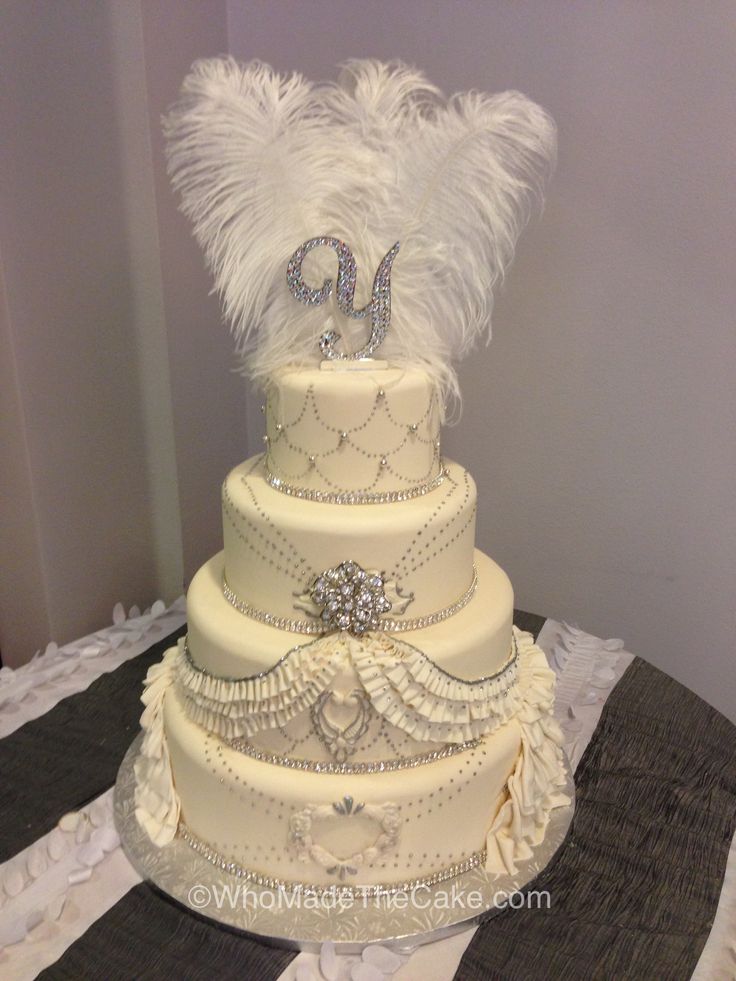 Beautiful Vintage Style Wedding Cake Beautiful Vintage Style Wedding Cake