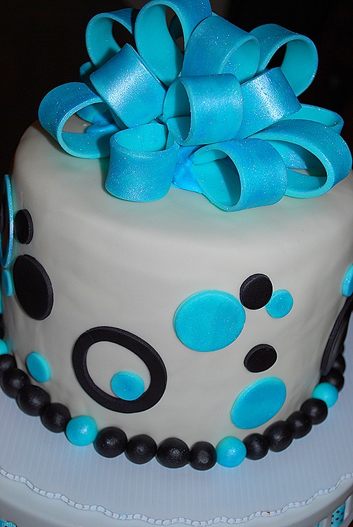 Blue Fondant Bow Cake