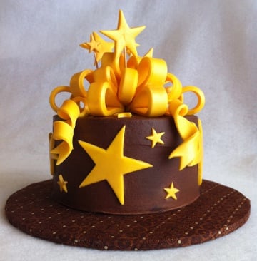 Chocolate Cake with Fondant Decoration