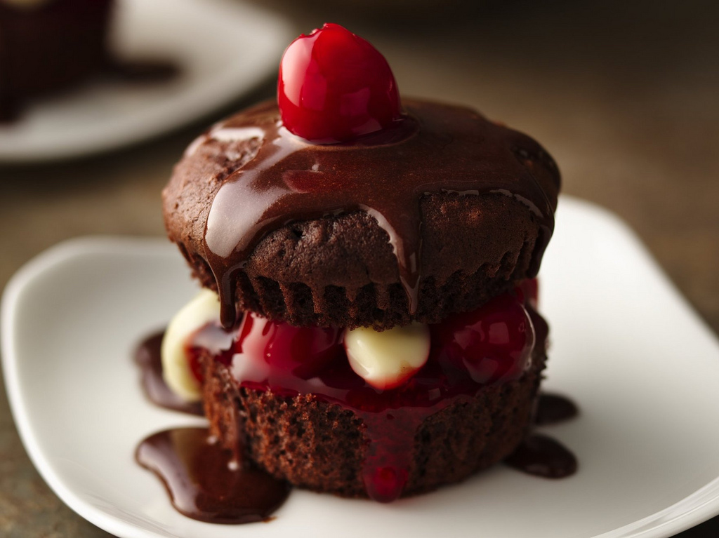 Chocolate Cherry Cupcakes