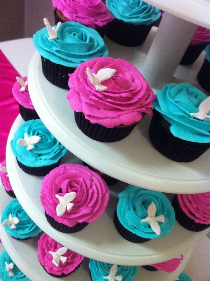 Cupcake Wedding Cakes in Fuchsia and Turquoise