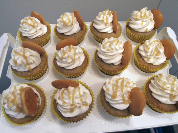 Cupcakes with Vanilla Wafers Banana Pudding