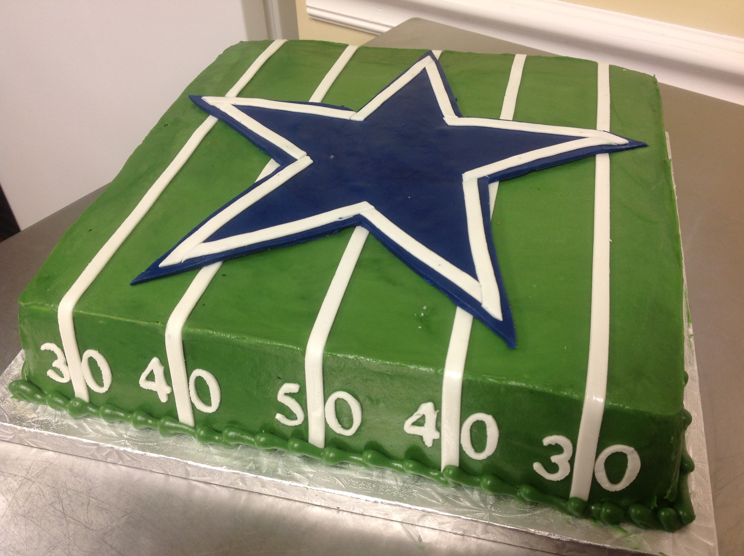 Dallas Cowboys Grooms Cake