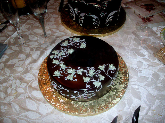 Decorating with Chocolate Cake