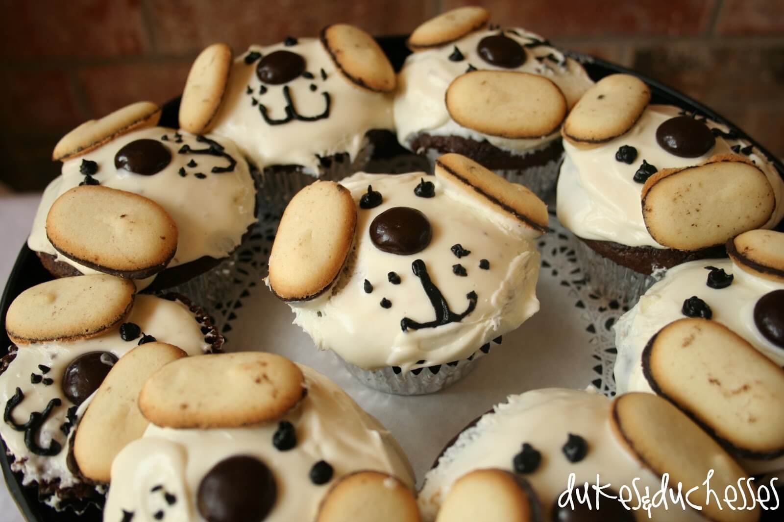 Dog Birthday Party Cupcakes Dog Birthday Party Cupcakes