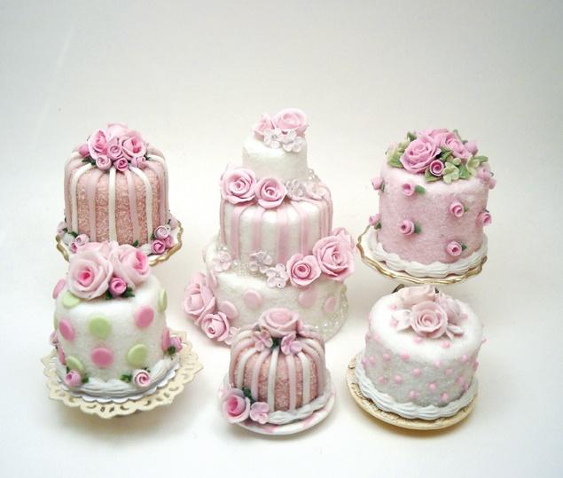 Dollhouse Miniature Cake
