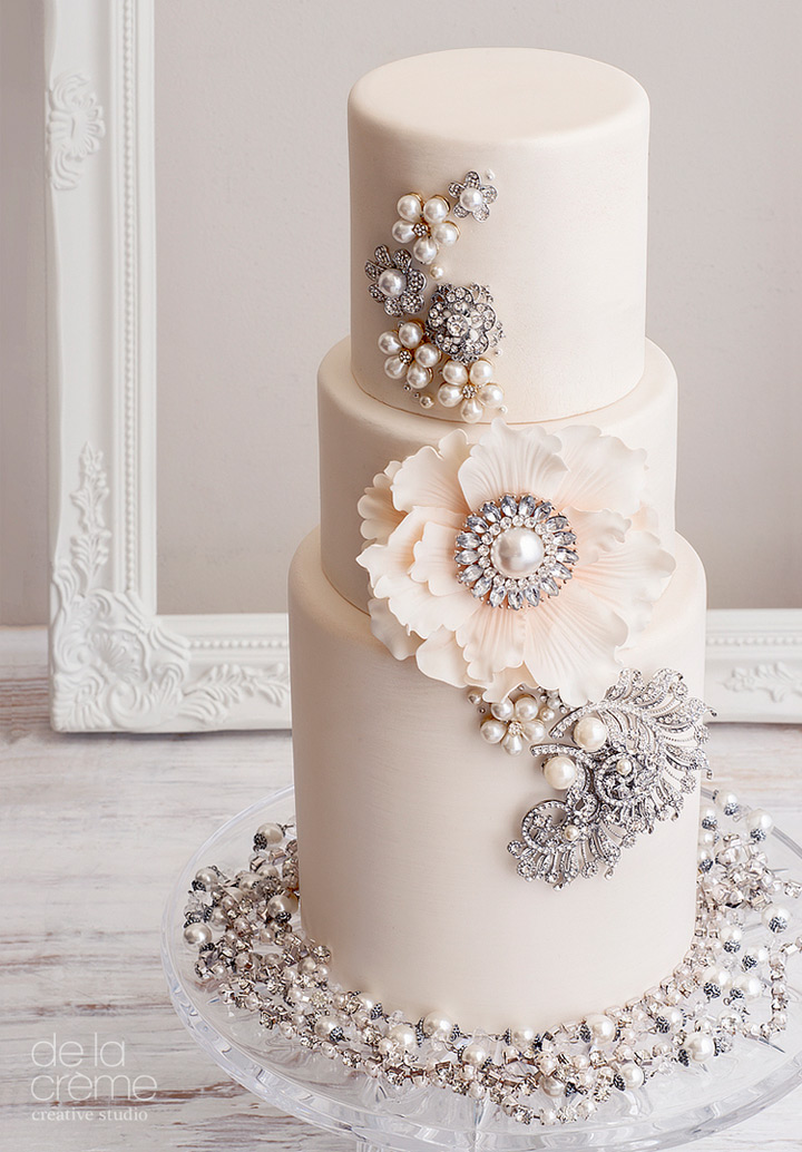 Elegant Wedding Cake