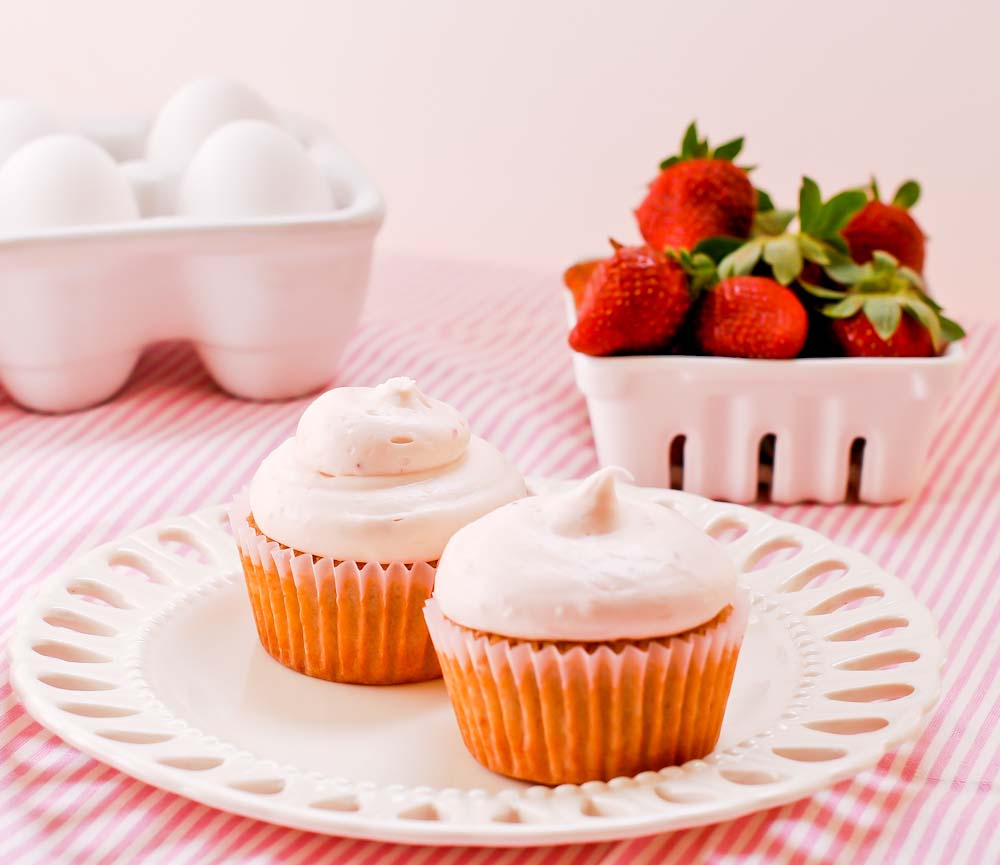 Fresh Strawberry Cupcakes