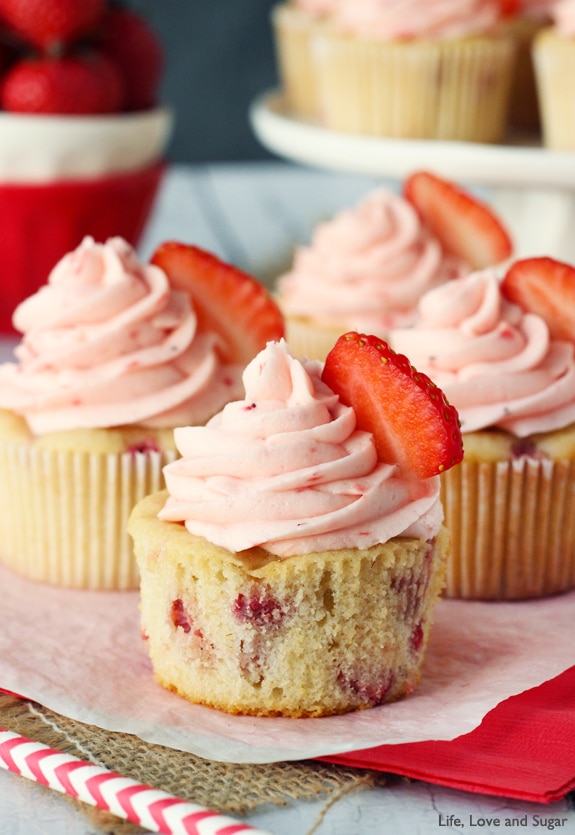 Fresh Strawberry Cupcakes