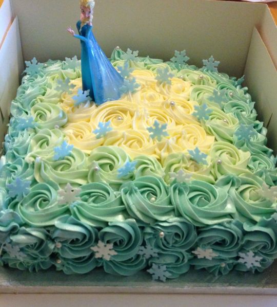 Frozen Buttercream Cake Frozen Buttercream Cake