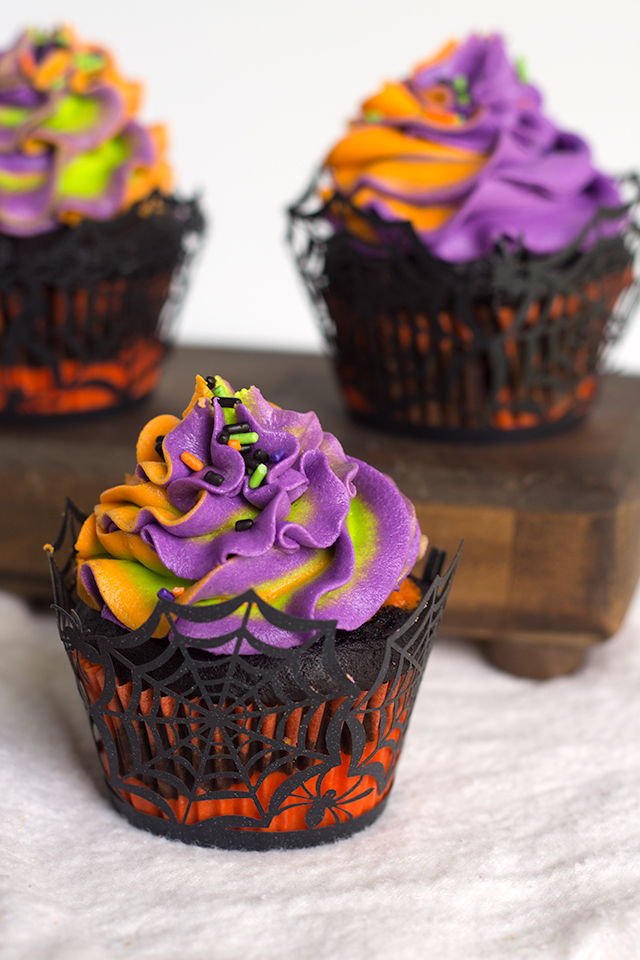 Spooky Halloween Cupcakes with Sprinkles