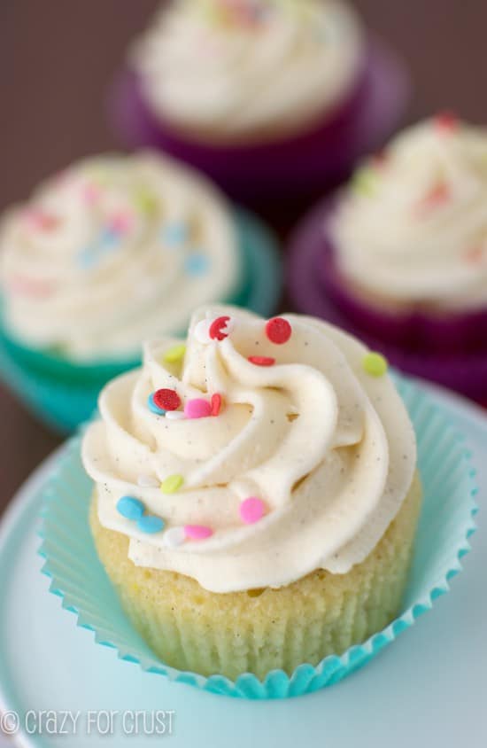 Homemade Vanilla Cupcakes