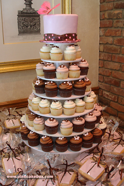 Idea Wedding Cupcakes Stand