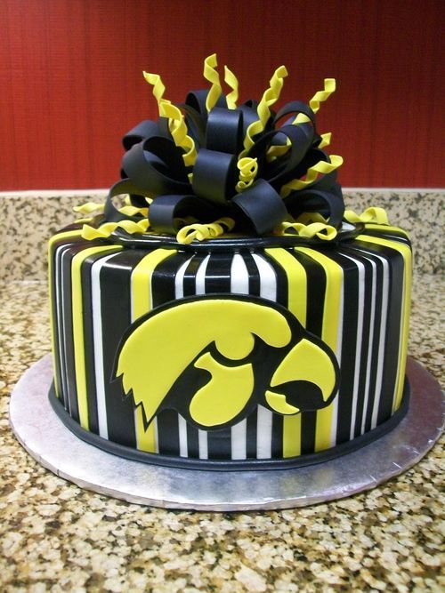 Iowa Hawkeyes Cake