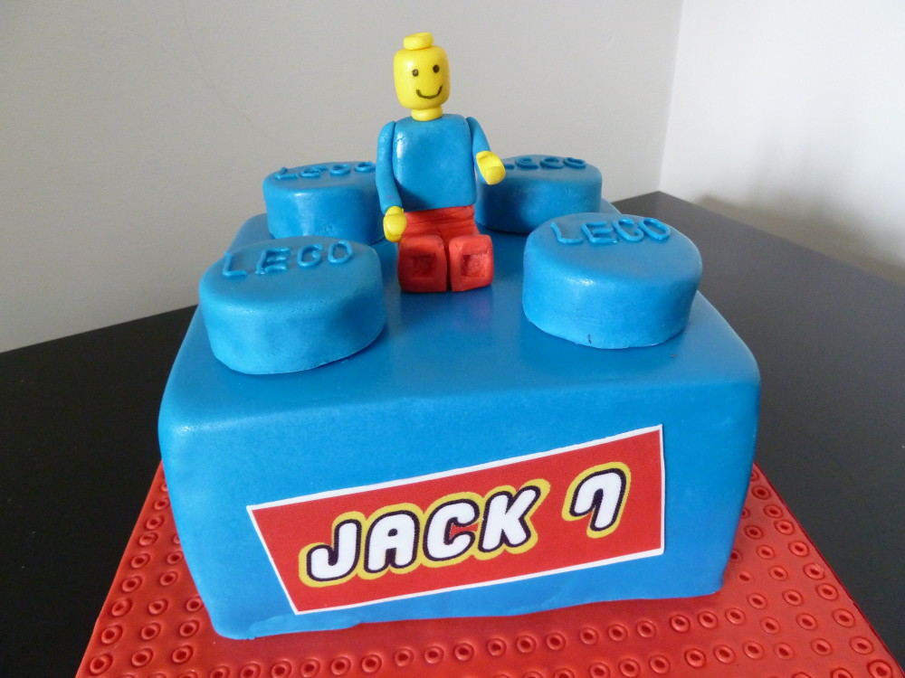 LEGO Birthday Cake LEGO Birthday Cake