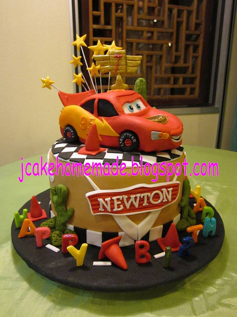 Lightning McQueen Birthday Cake