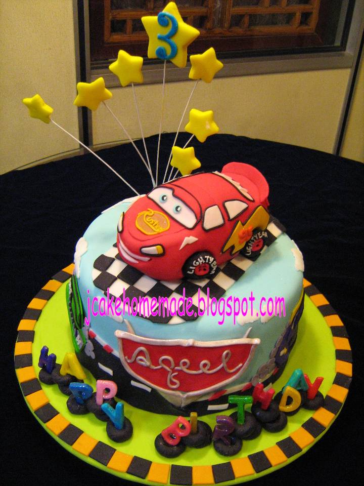 Lightning McQueen Birthday Cake