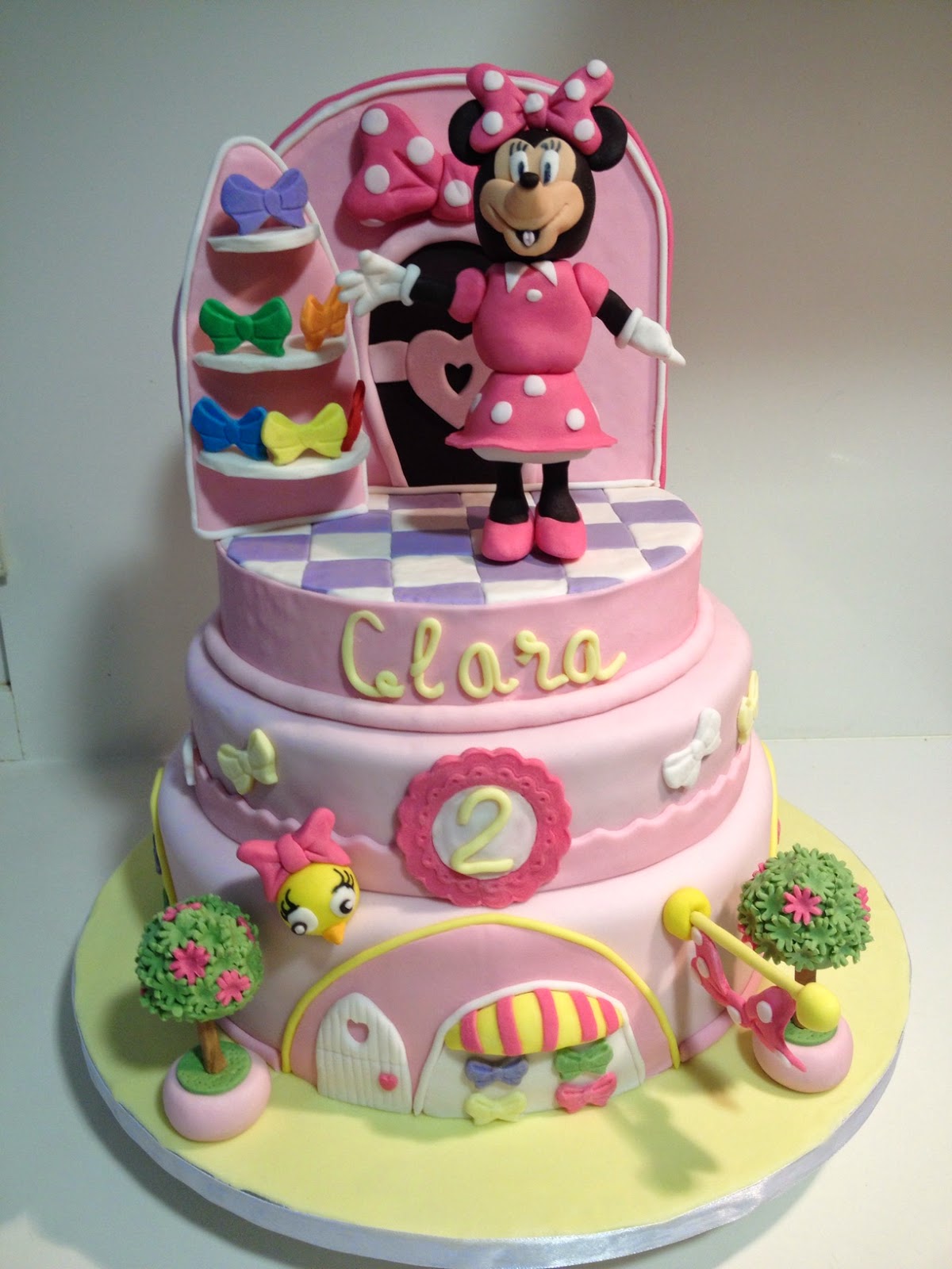Minnie Mouse Boutique Birthday Cakes