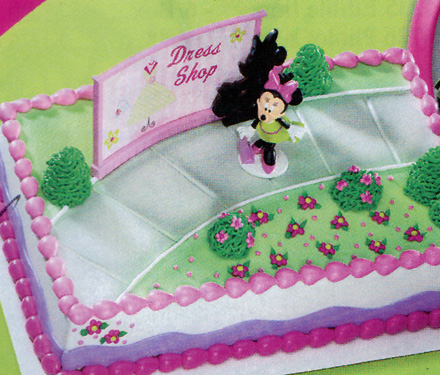 Minnie Mouse Bow Cake