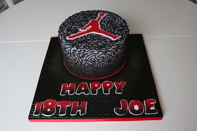 Nike Air Jordan Cake