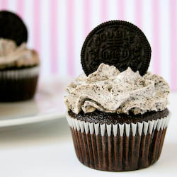 8 Photos of Chocolate Cupcakes With Oreos Inside 8 Photos of Chocolate Cupcakes With Oreos Inside