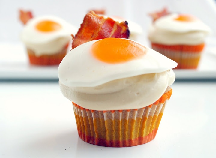 Pancake Bacon and Egg Cupcakes