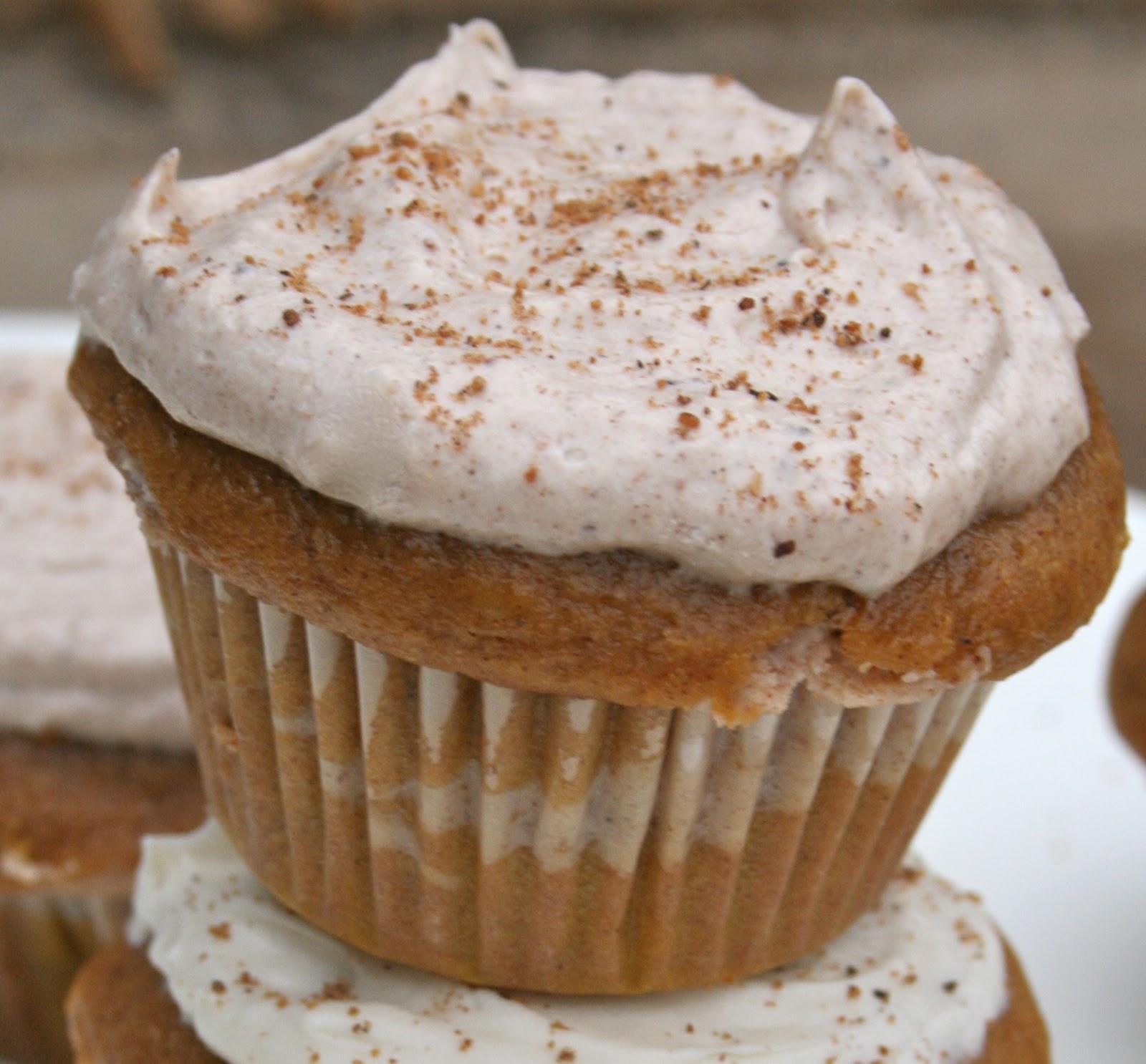 Photos of Pumpkin Cupcakes with Cheesecake Filling