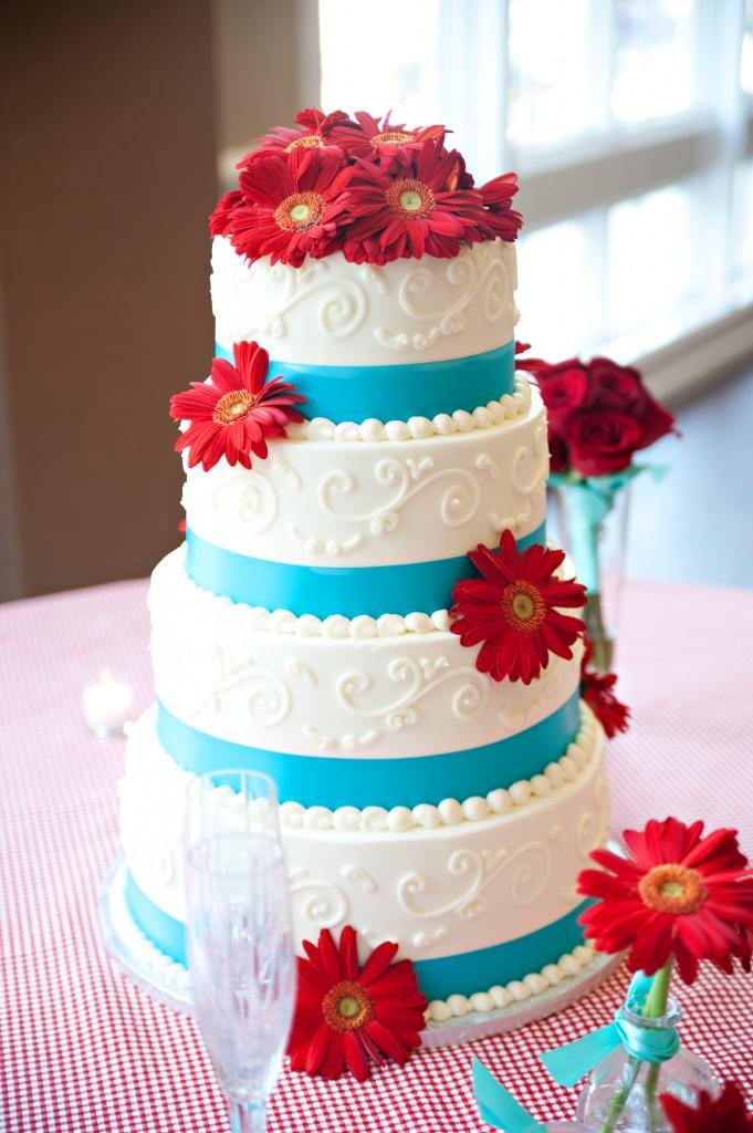 Red and Aqua Wedding Cake