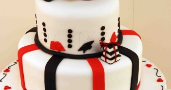 Red and Black Graduation Cake Ideas