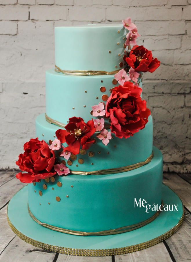 Red and Turquoise Wedding Cake