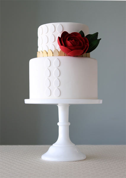 Red Rose Wedding Cake