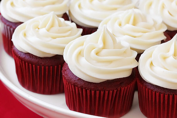Red Velvet Cupcakes Red Velvet Cupcakes