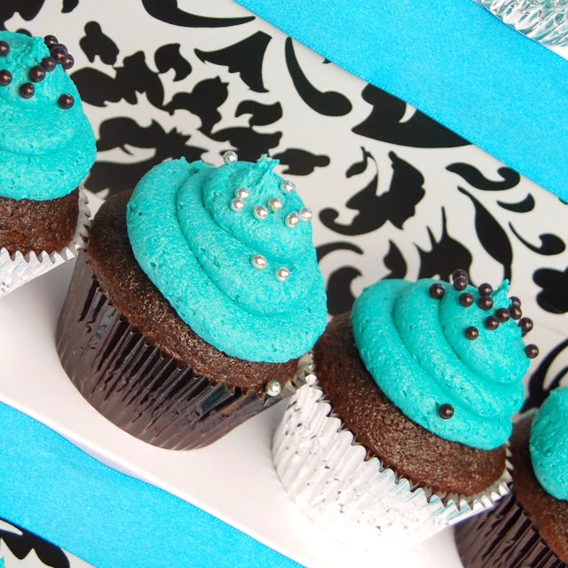 Teal and Brown Cupcakes