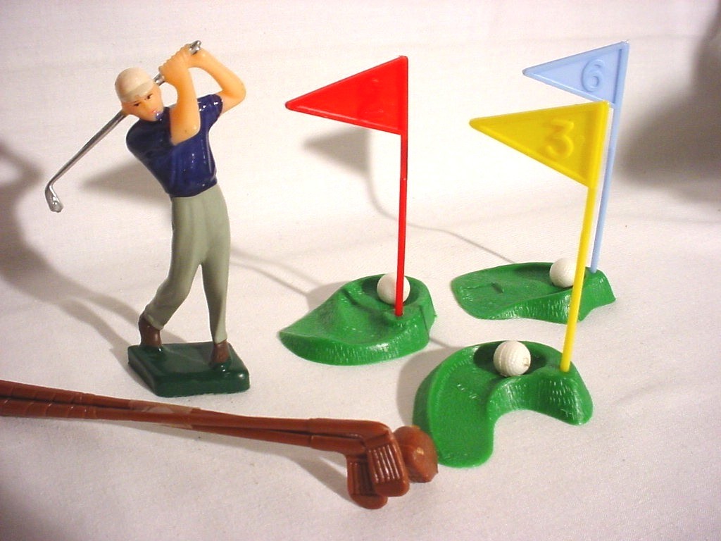 Vintage Wilton Golf Cake Topper