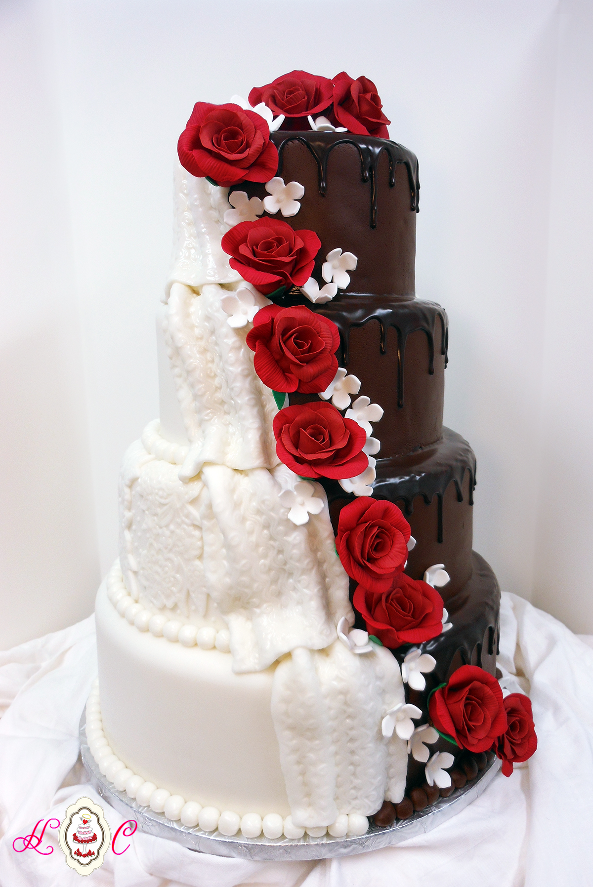 Wedding Cake with Red Roses