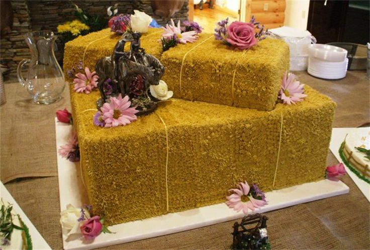 Western Hay Bale Wedding Cakes