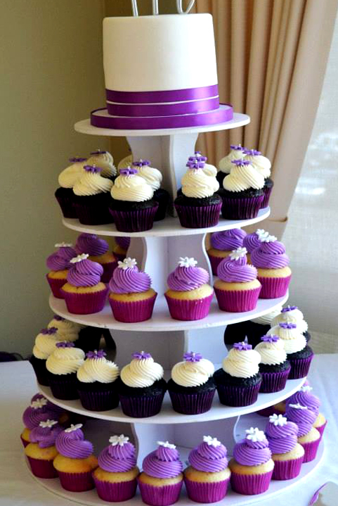 White and Purple Wedding Cupcakes White and Purple Wedding Cupcakes