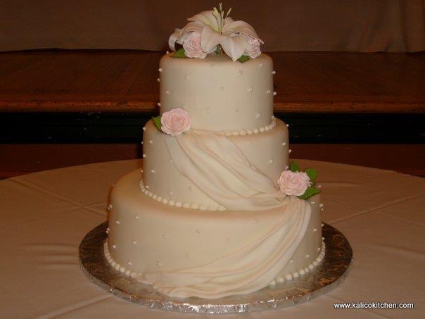 3 Tier Fondant Wedding Cake