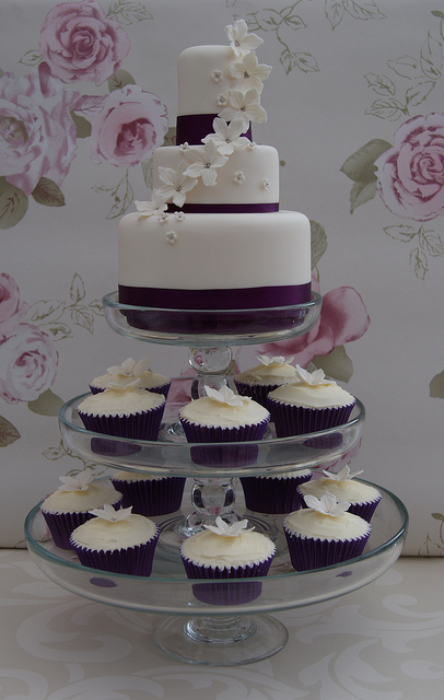 3 Tier Wedding Cake with Cupcakes