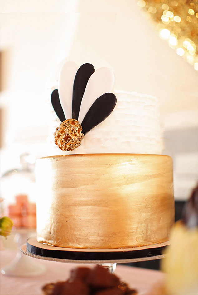 Black and Gold Wedding Cake