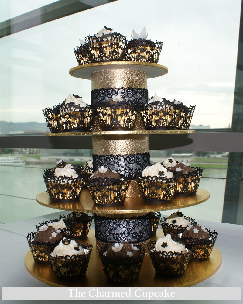 Black and Gold Wedding Cupcakes