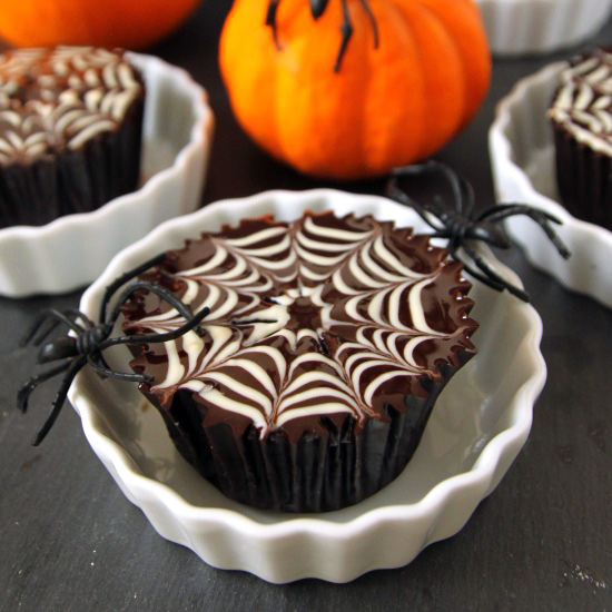 Chocolate Spider Web Cupcakes