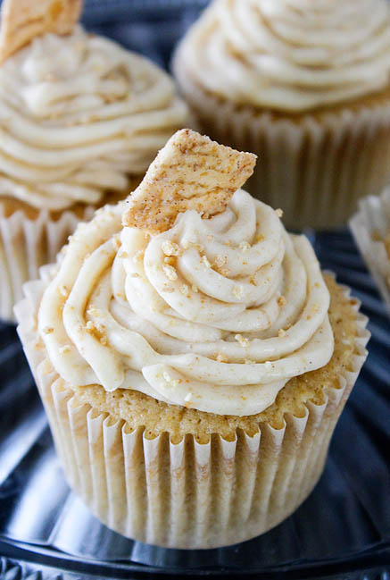 Cinnamon Toast Crunch Cupcakes