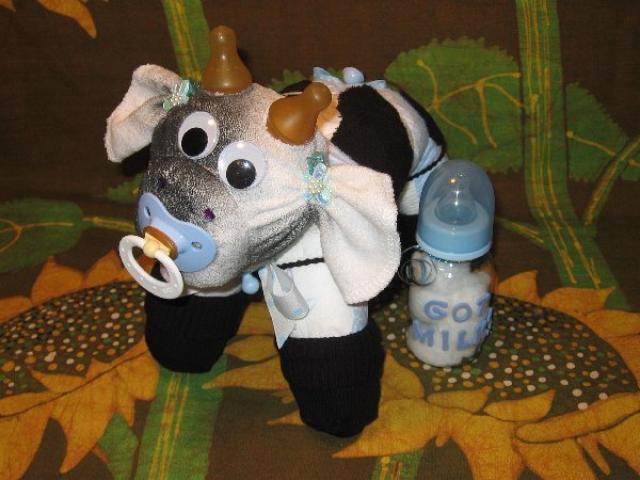 Cow Baby Shower Diaper Cake